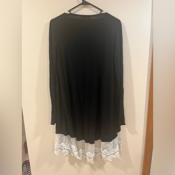 Reborn Cardigan - Picture 2 of 3